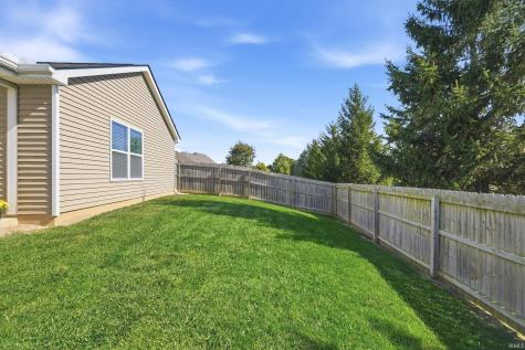 9304 Acacia Passage Fort Wayne IN 46835