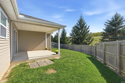 9304 Acacia Passage Fort Wayne IN 46835