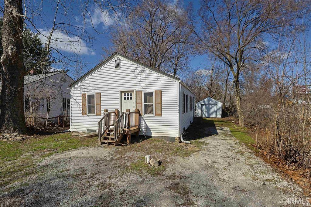 19793 Greenacre Street South Bend IN 46637