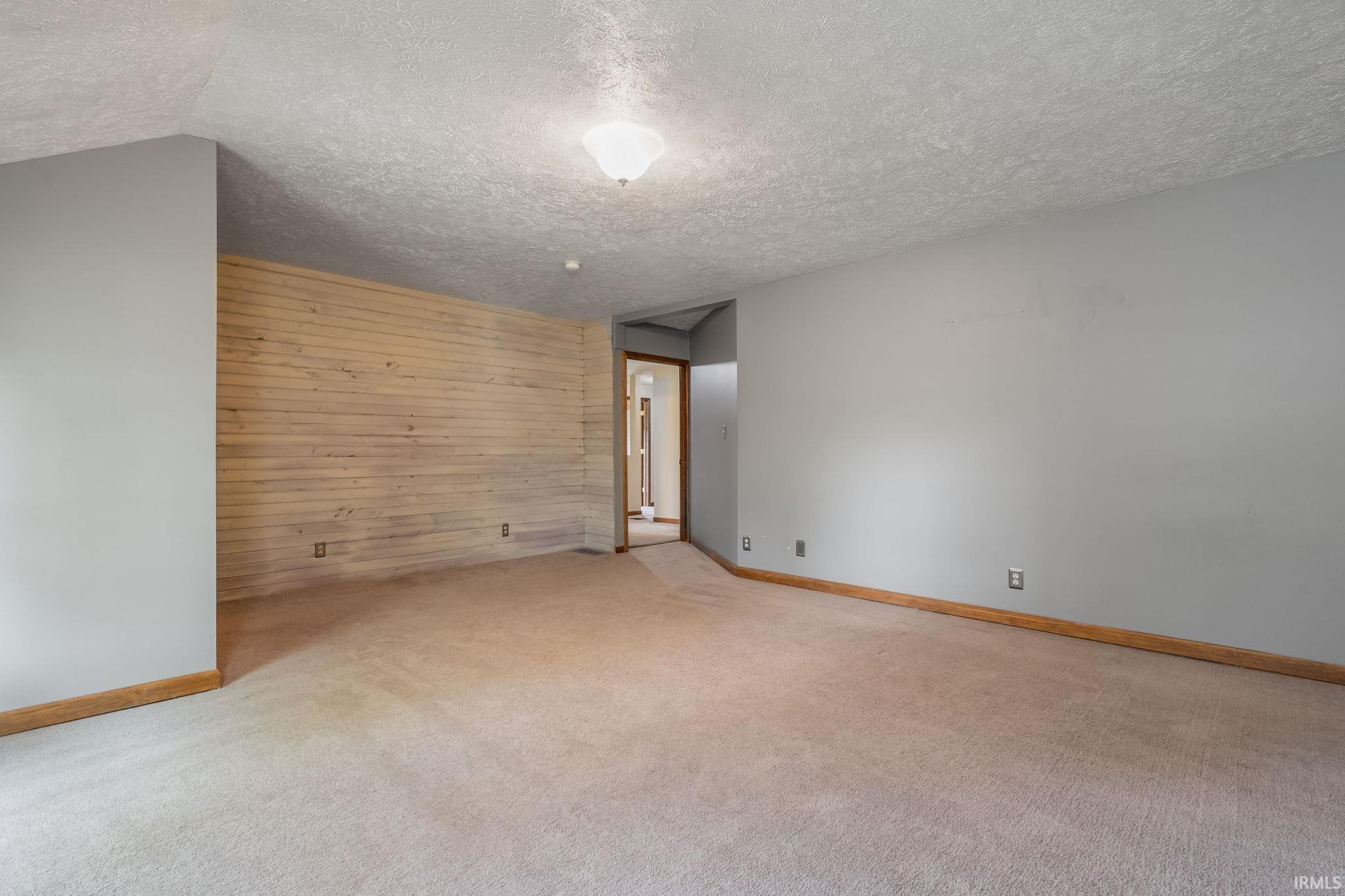 68931 Us Highway 31 Lakeville IN 46536