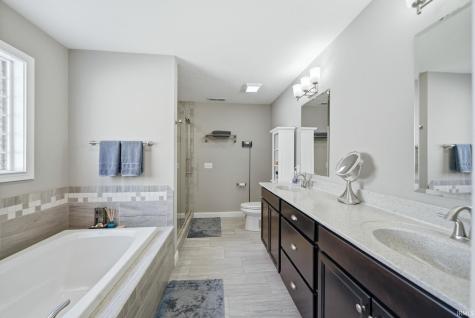 12611 Berkhill Cove Fort Wayne IN 46818