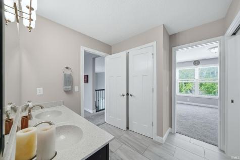 12611 Berkhill Cove Fort Wayne IN 46818