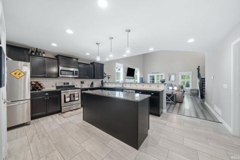 12611 Berkhill Cove Fort Wayne IN 46818