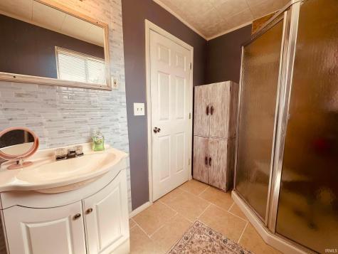608 W William Street Kendallville IN 46755