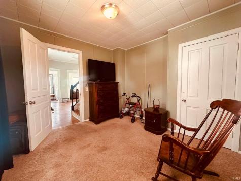 608 W William Street Kendallville IN 46755