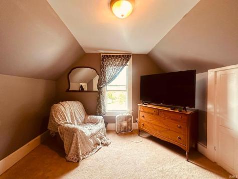 608 W William Street Kendallville IN 46755