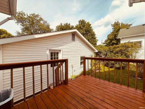 608 W William Street Kendallville IN 46755