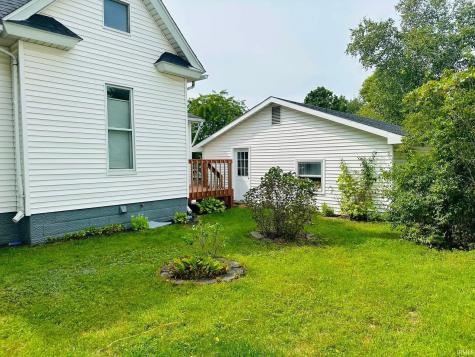 608 W William Street Kendallville IN 46755