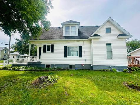 608 W William Street Kendallville IN 46755