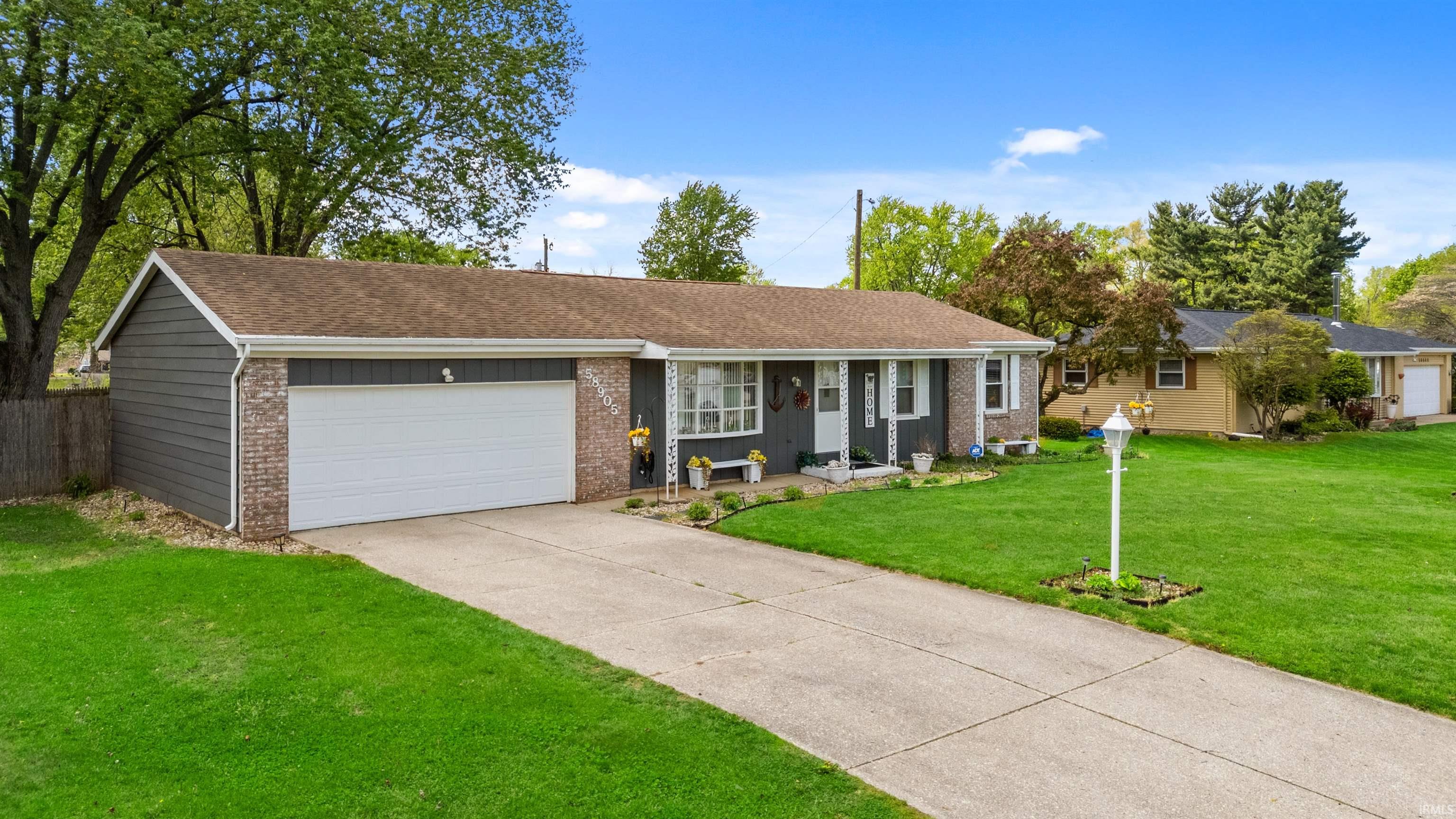 58905 Sunrise Lane Elkhart IN 46517