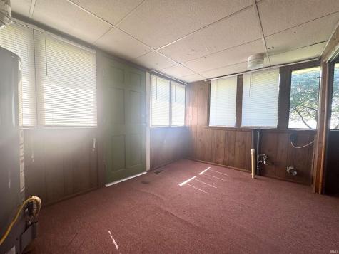 689 NE E Street Linton IN 47441