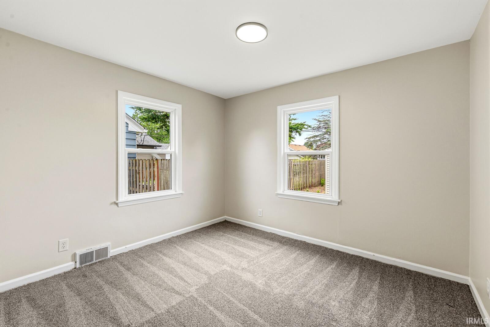 631 Gernhart Avenue Mishawaka IN 46544