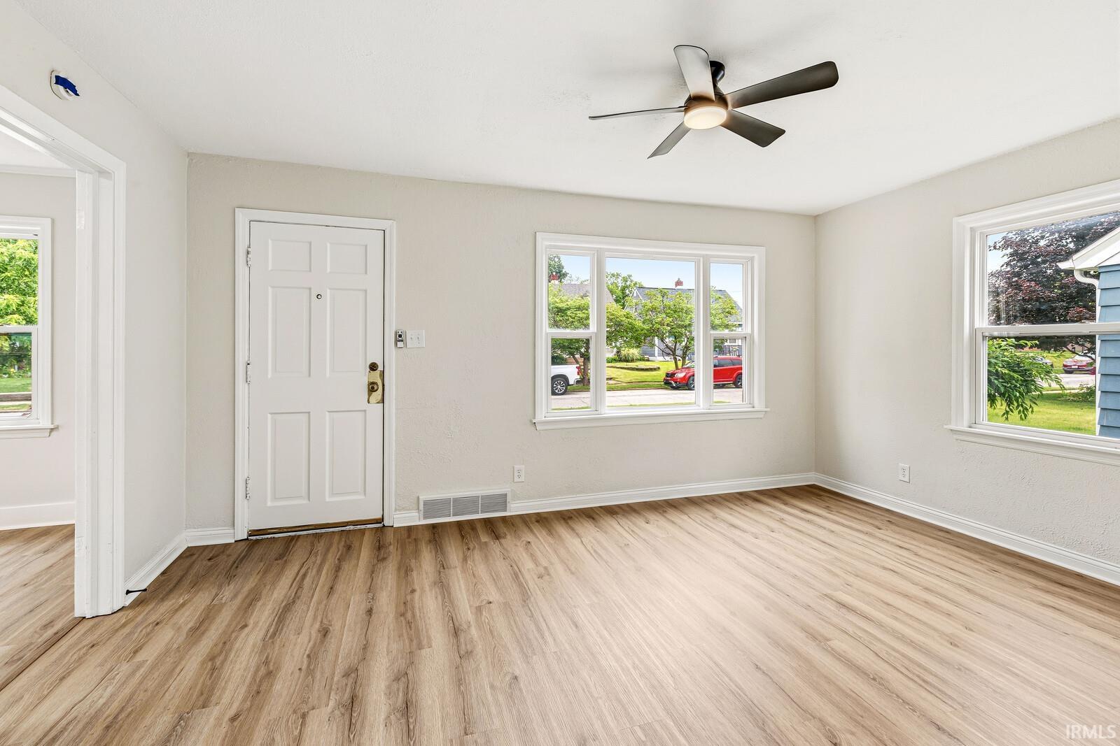 631 Gernhart Avenue Mishawaka IN 46544