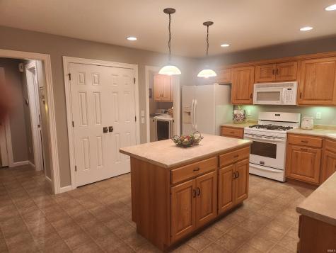 8507 Forsythia Court Fort Wayne IN 46818