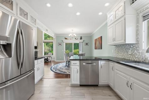 11616 Carroll Cove Fort Wayne IN 46818