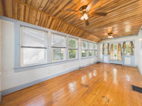 827 Poplar Street Huntington IN 46750