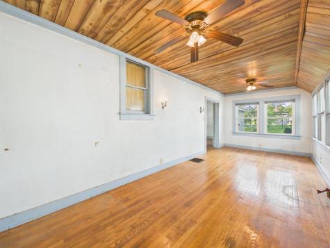 827 Poplar Street Huntington IN 46750