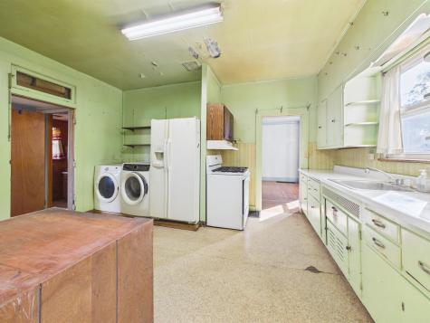 827 Poplar Street Huntington IN 46750