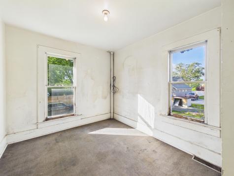 827 Poplar Street Huntington IN 46750