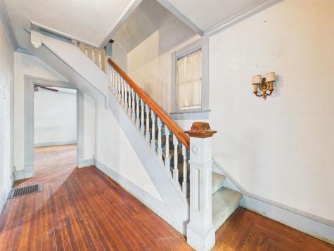827 Poplar Street Huntington IN 46750