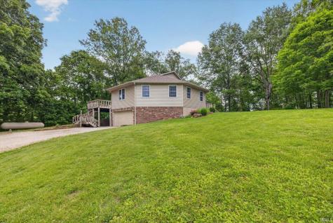 2461 E 990 N Road Worthington IN 47471