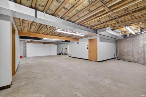 2461 E 990 N Road Worthington IN 47471