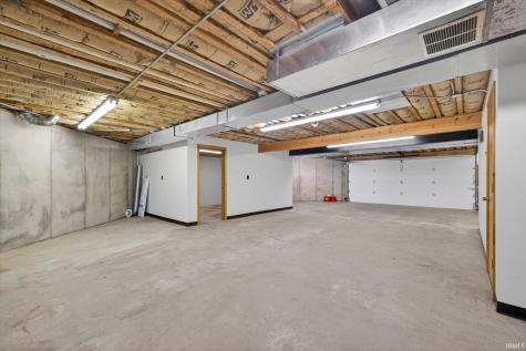 2461 E 990 N Road Worthington IN 47471