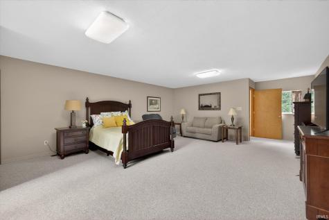 2461 E 990 N Road Worthington IN 47471