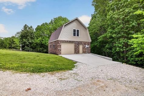 2461 E 990 N Road Worthington IN 47471