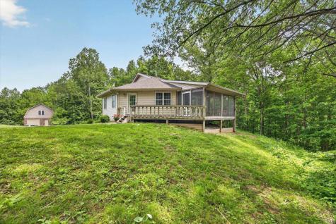 2461 E 990 N Road Worthington IN 47471