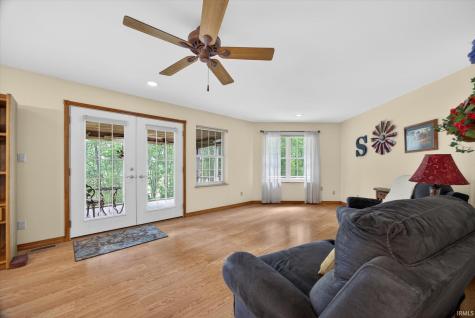 2461 E 990 N Road Worthington IN 47471
