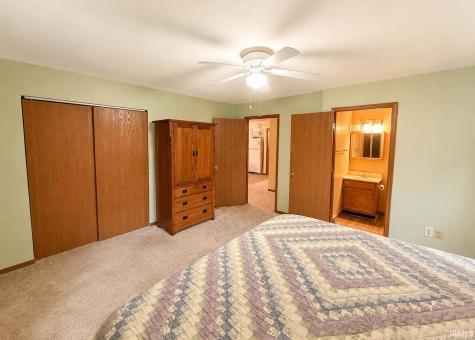 2 Woodmere Drive Washington IN 47501