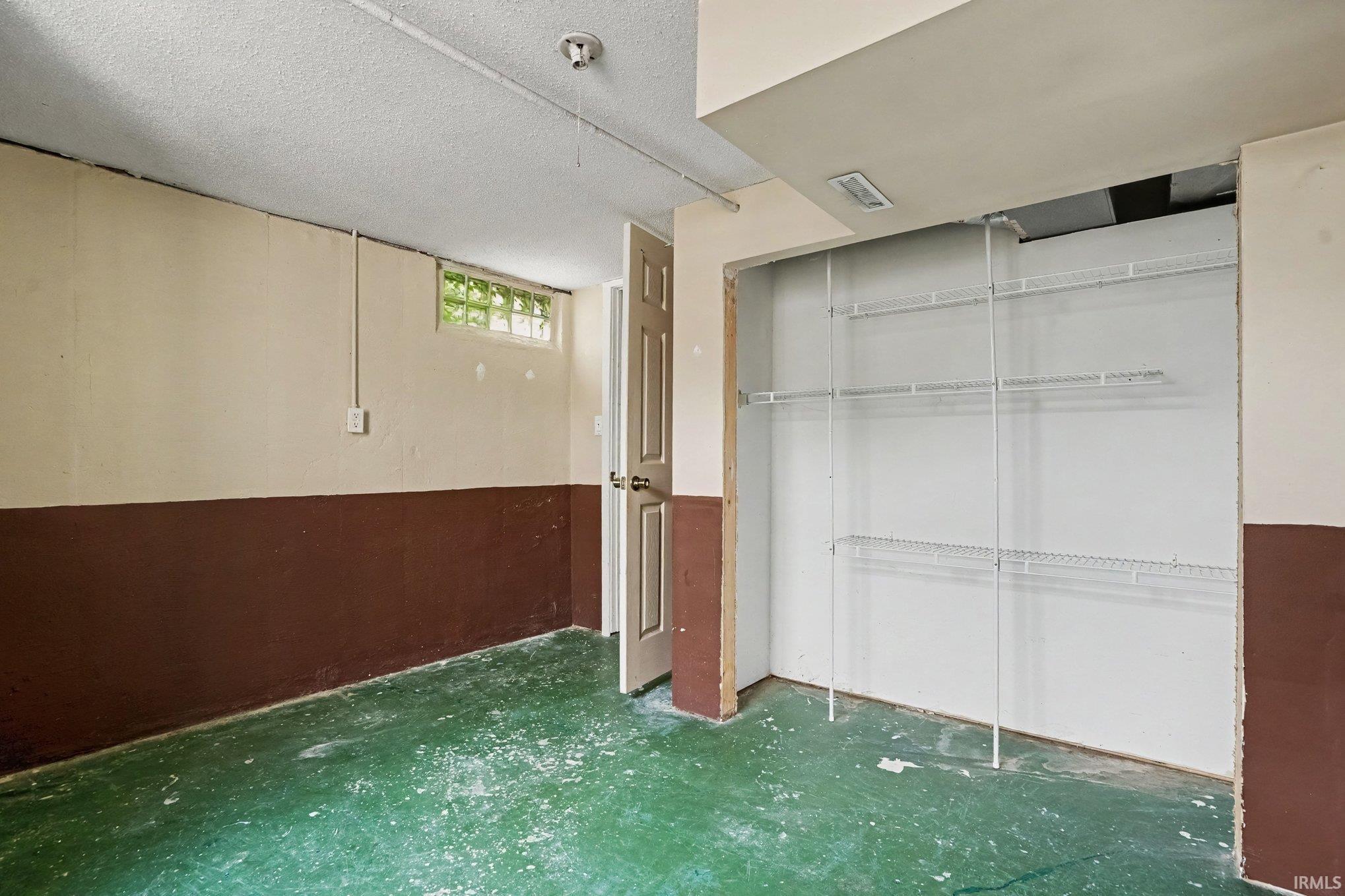 741 Fairway Street South Bend IN 46619