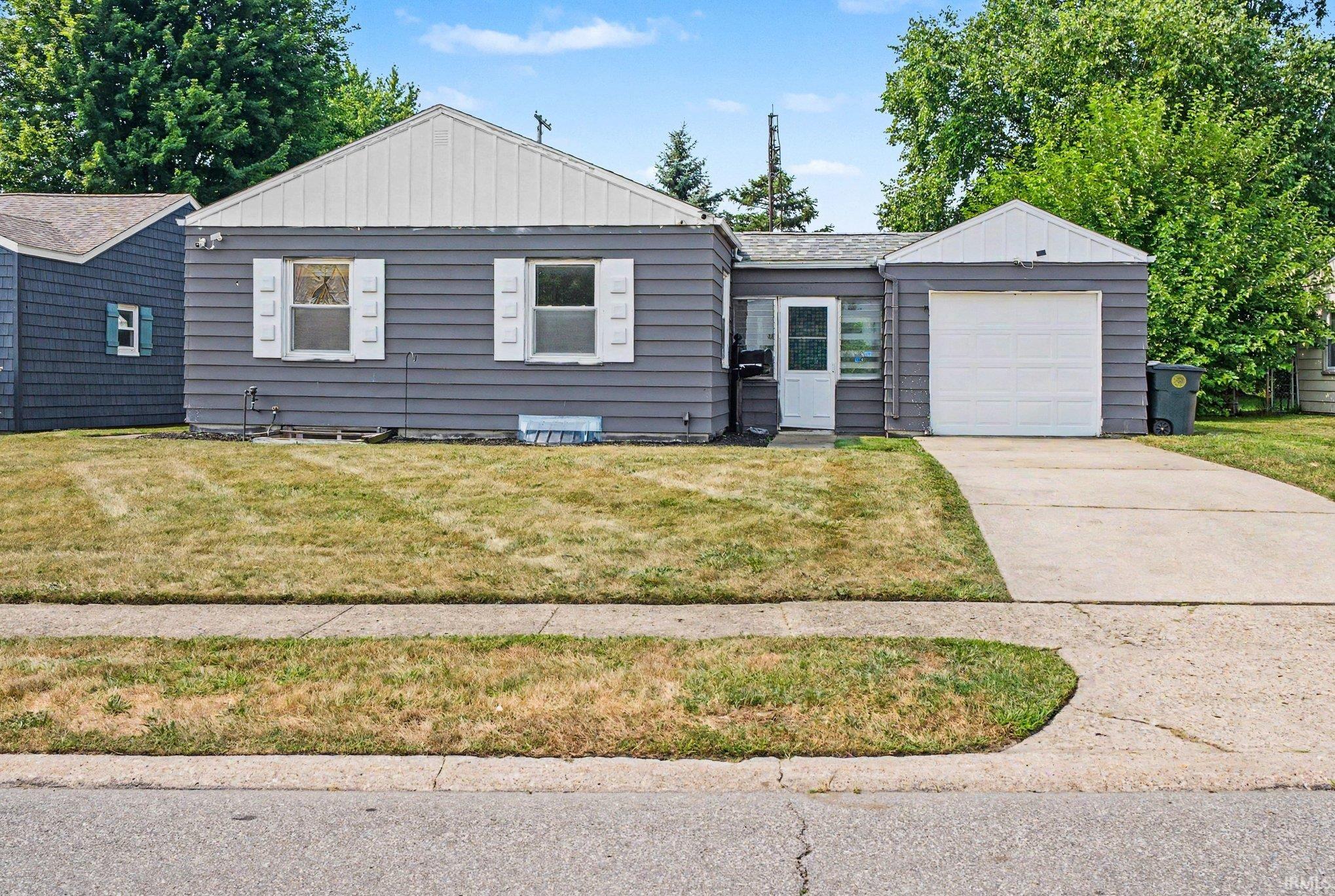 741 Fairway Street South Bend IN 46619