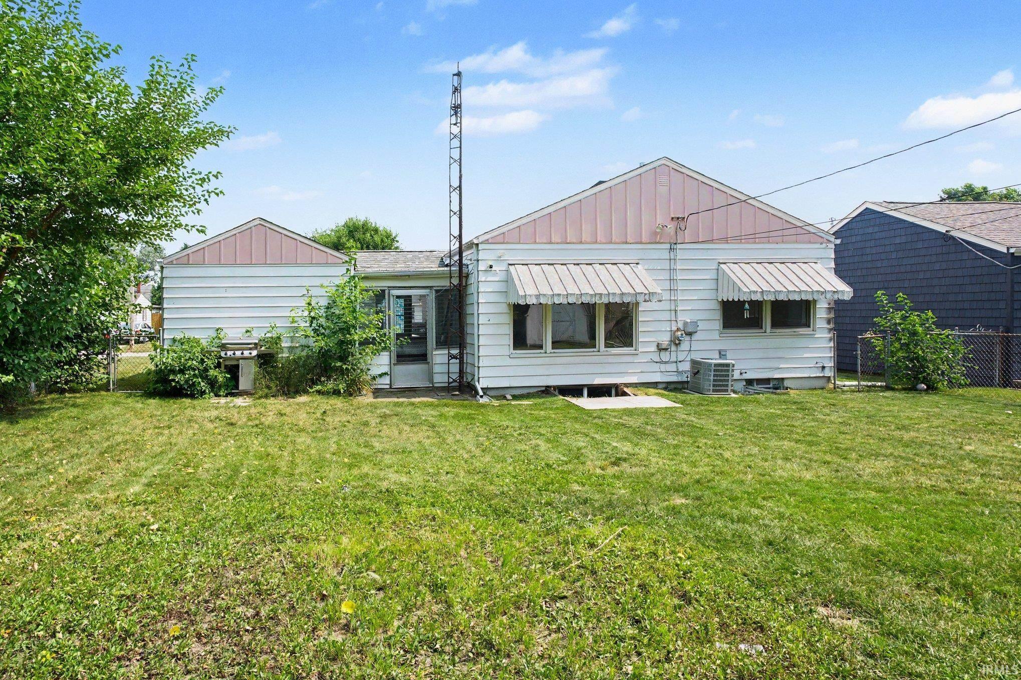 741 Fairway Street South Bend IN 46619