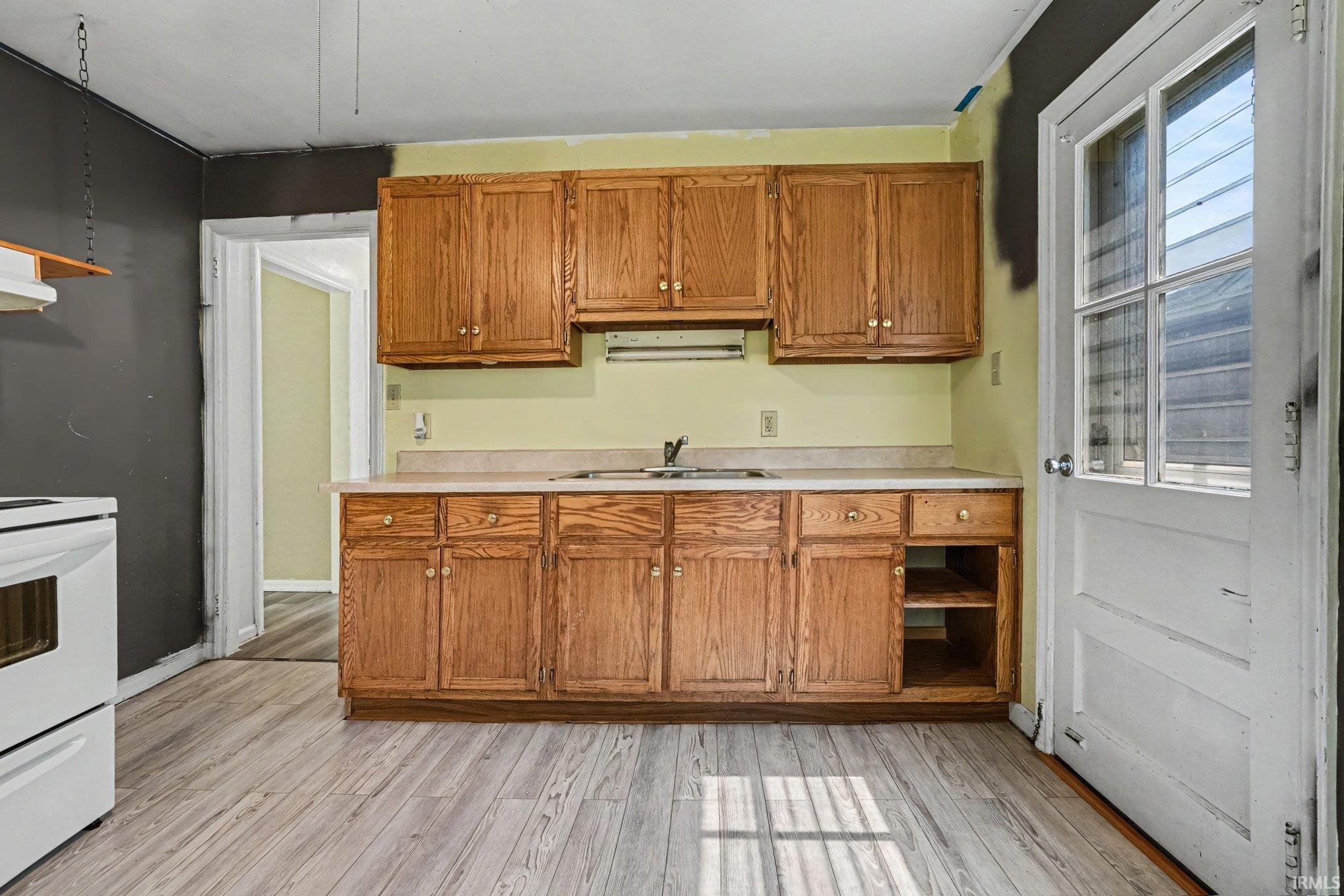 741 Fairway Street South Bend IN 46619