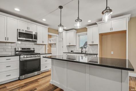 1170 Blackstone Boulevard Nappanee IN 46550