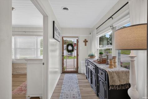 322 S 2nd Street Ellettsville IN 47429
