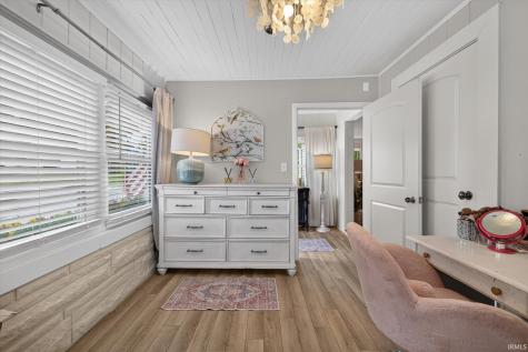322 S 2nd Street Ellettsville IN 47429