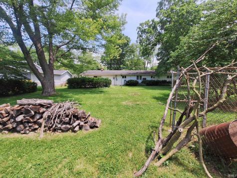 4741 Reed Road Fort Wayne IN 46815
