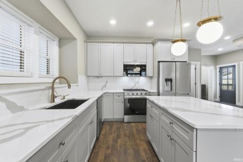 1220 Fairfield Avenue Fort Wayne IN 46802