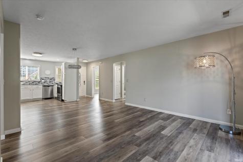 2219 Basin Street South Bend IN 46614