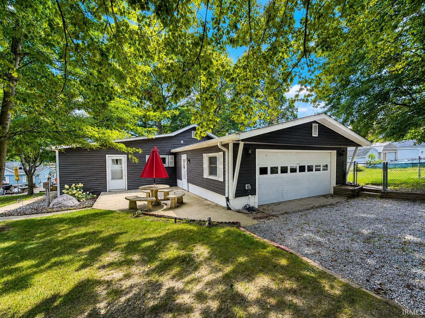 3097 E Stahl Road Monon IN 47959