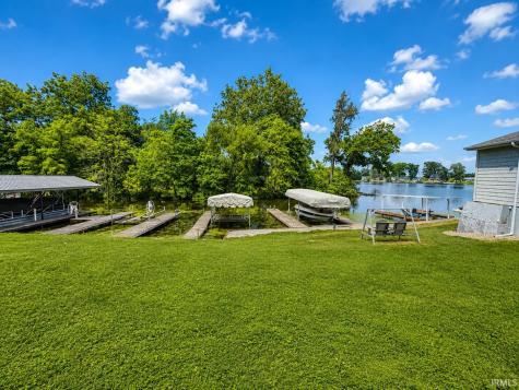 3097 E Stahl Road Monon IN 47959