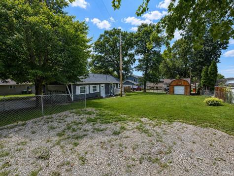 3097 E Stahl Road Monon IN 47959