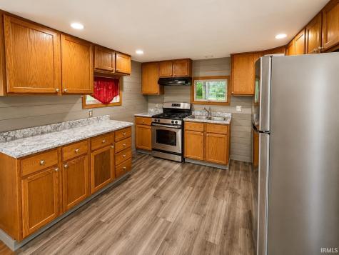 3097 E Stahl Road Monon IN 47959