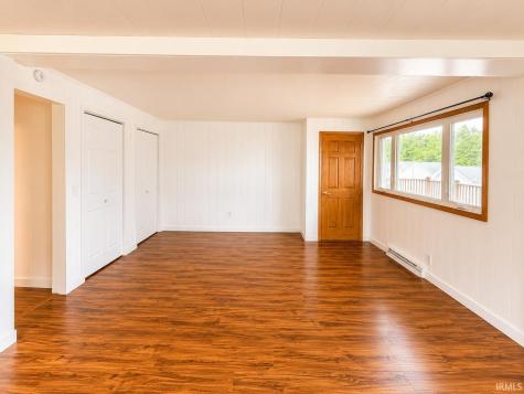 3097 E Stahl Road Monon IN 47959