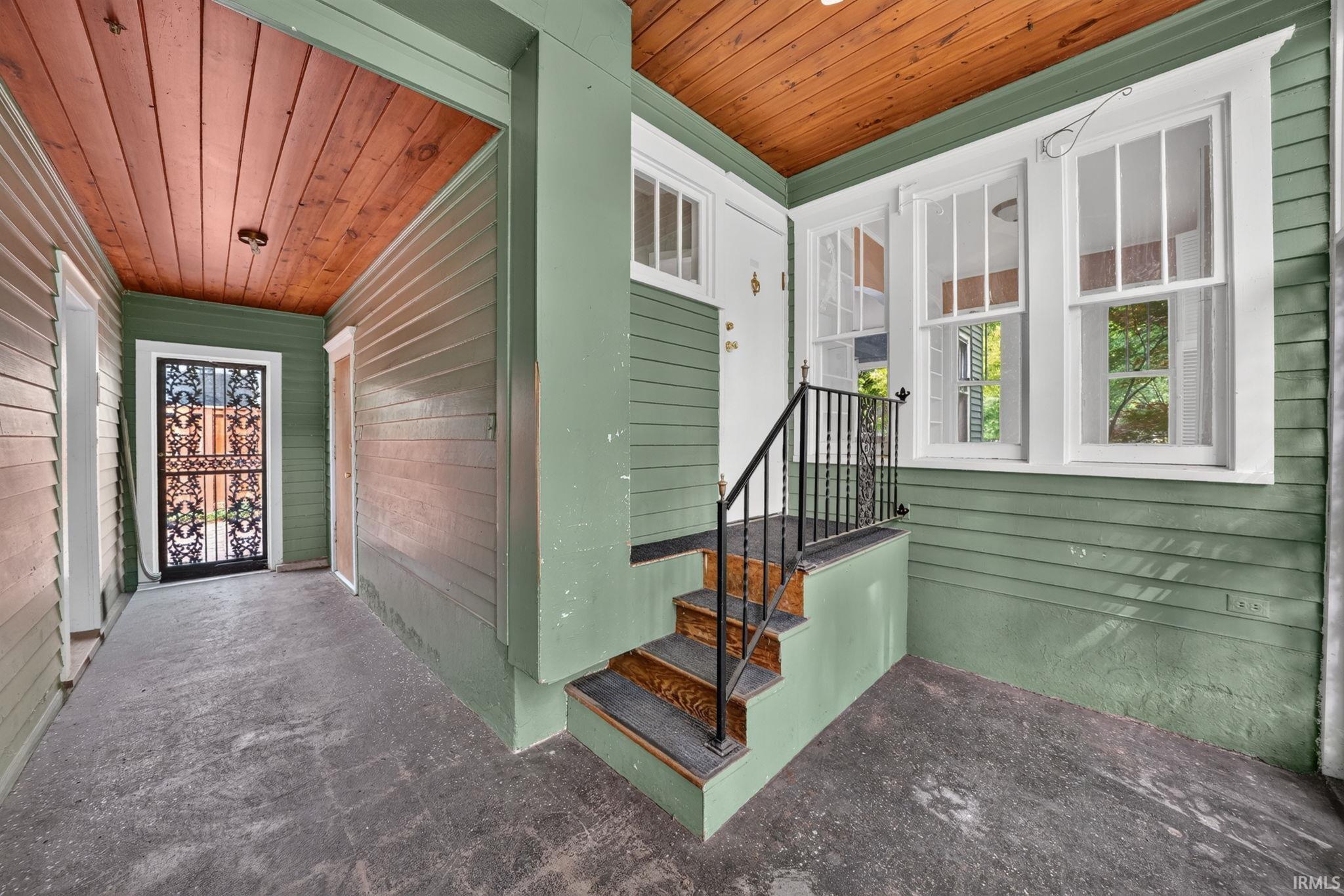 302 Ostemo Place South Bend IN 46617