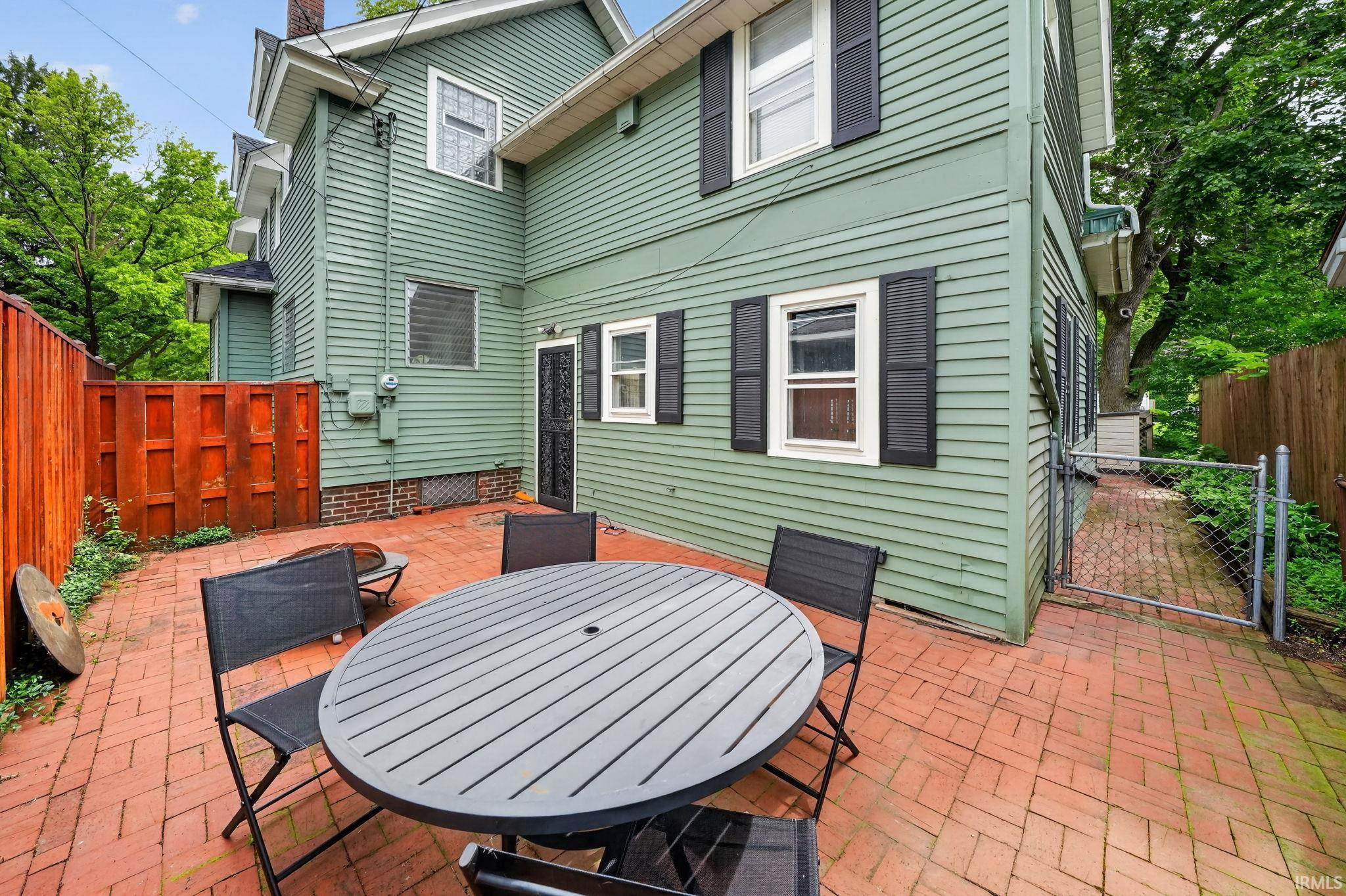 302 Ostemo Place South Bend IN 46617