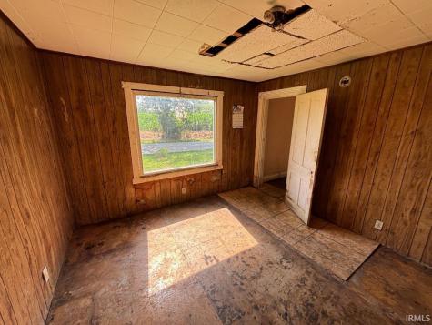 11187 N 200 W Alexandria IN 46001